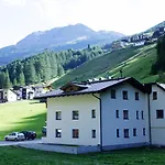 Penzion Haus Hugo 3*